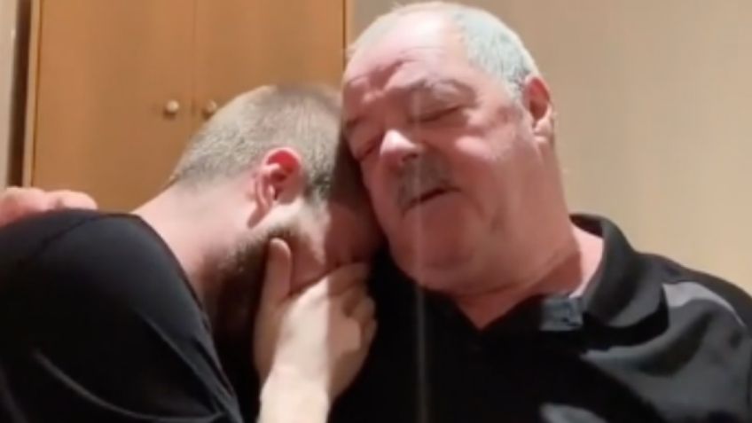 VIDEO: Youtuber paga hipoteca de su padre y al enterarse este rompe en llanto