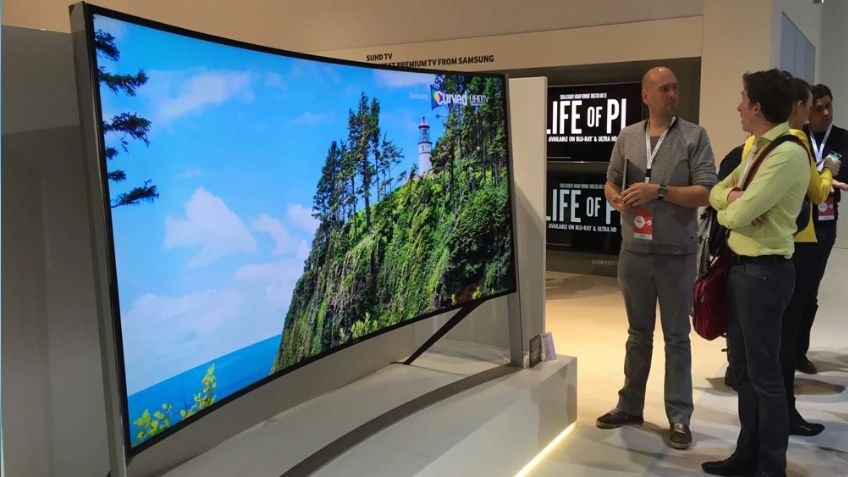 LG hace lo suyo y prepara el lanzamiento de la pantalla que se curvea