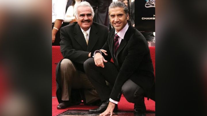 Vicente Fernández y 'El Potrillo' ya habrían recibido la vacuna contra el Covid-19