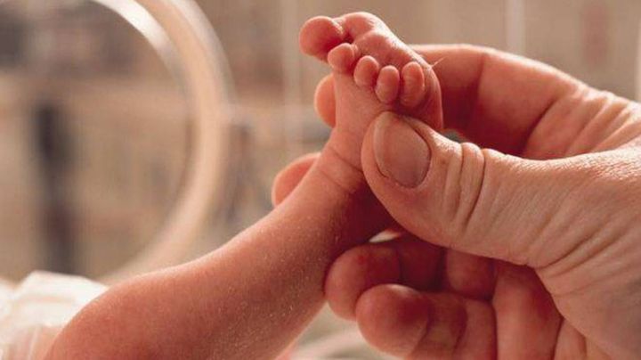 Bebé de nueve días de nacido lucha 60 días contra el Covid-19 y es dado de alta