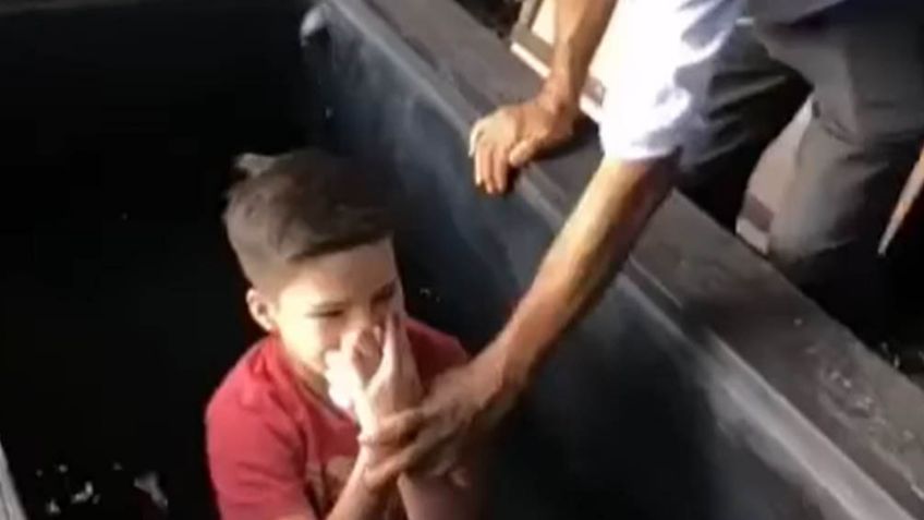 "Casi me ahogo": Niño logra hacerse viral por el video de su bautizo en la iglesia