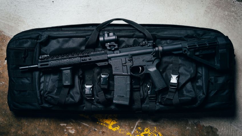 ¡Con una ametralladora! A plena luz del día, sicario atraca a joven en Ciudad Obregón