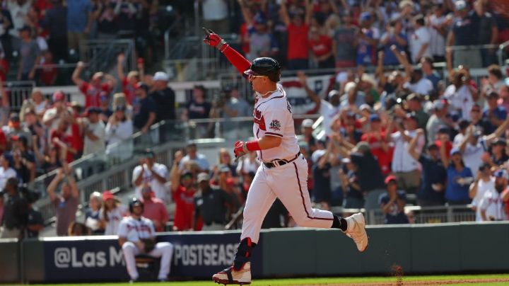 Pederson se pone bravo y Atlanta toma ventaja ante los Cerveceros de Milwaukee