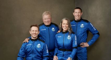 ¡Histórico! William Shatner, de 'Star Trek', visita el espacio con el Blue Origin de Jeff Bezos