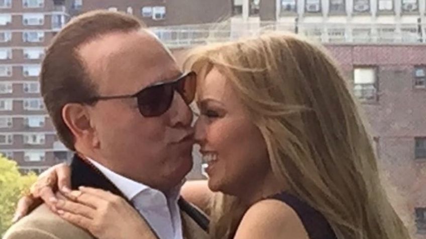 VIDEO: ¡Derraman miel! Tommy Mottola consuela a Thalía por ¿una lamentable pérdida?
