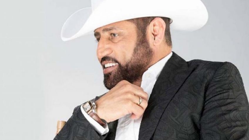 Violencia en la música: Agreden al cantante Pancho Barraza en pleno show ¡y se agarran a golpes!