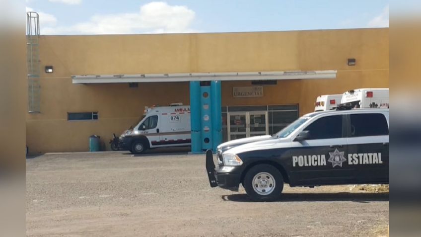 Ciudad Obregón: A la orilla de carretera dejan a un hombre herido de gravedad; lo daban por muerto