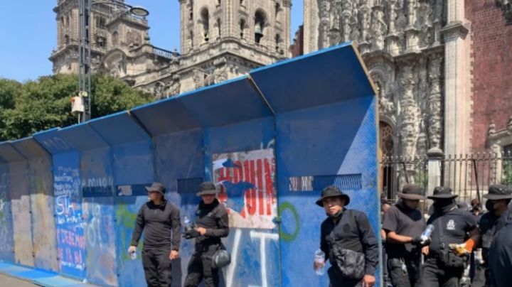 Cercan edificios en el Centro Histórico por marcha del 2 de octubre y abren vías alternas