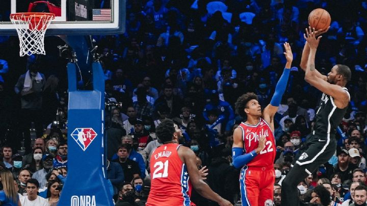 ¡Es imparable! Kevin Durant logra el triple-doble y los Nets derrotan a los Sixers
