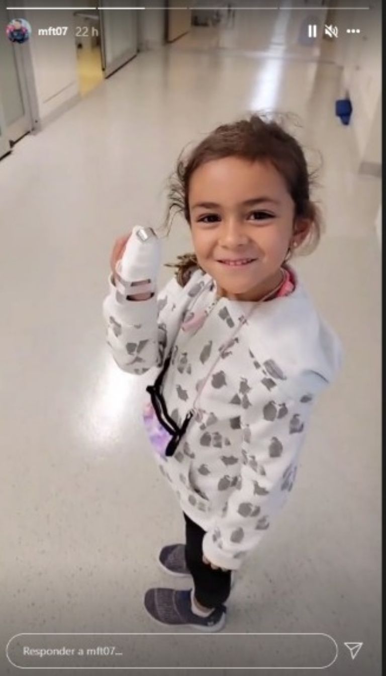 Hija de Jacky Bracamontes sufre accidente