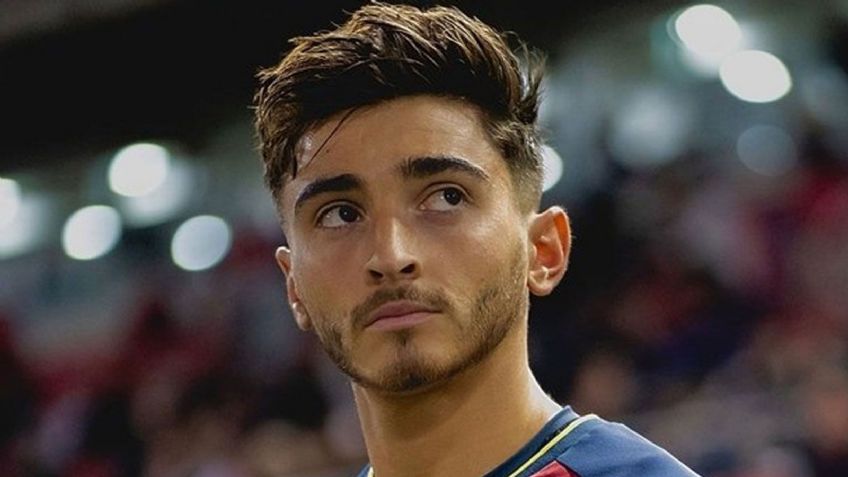 Futbolista australiano conmueve con mensaje al revelar que es gay: "no podría estar más feliz"