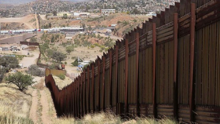 Por tráfico de migrantes, mexicano se declara culpable ante juez en corte federal en Arizona