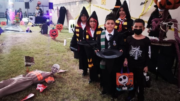 Colegio Altus Montreal realizó 'Trick or Treat': una caravana de Halloween