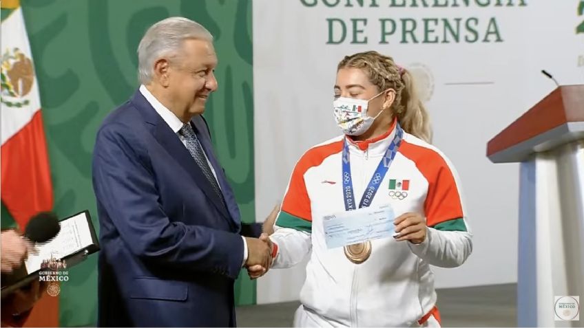 Tokio 2020: Tras mostrar resultados de la rifa, AMLO da estímulo millonario a atletas mexicanos