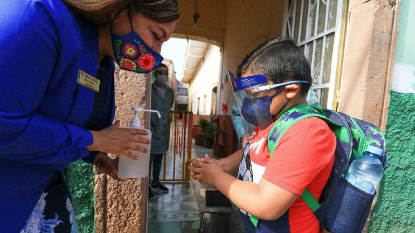 ¡Alerta! Conoce los días feriados y megapuentes del calendario escolar 2021-2022 en México