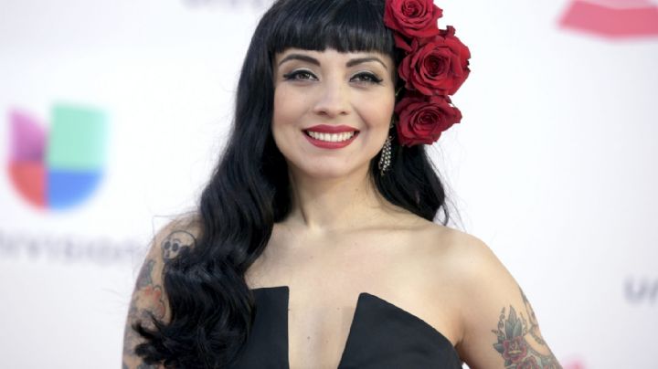 FOTOS: Mon Laferte enternece al subir al escenario en México con su 'pancita' de embarazo