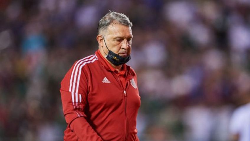 Controversia en el 'Tri': FMF defiende al 'Tata' Martino por sus vacaciones en Argentina