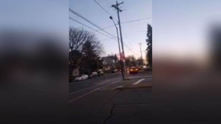 VIDEO: Camioneta ingresa a desfile y embiste a varios participantes en Wisconsin