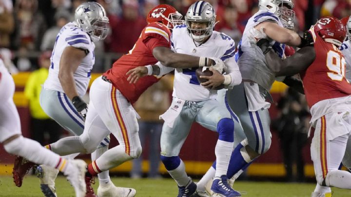 ¡Los paran en seco! Defensiva de Kansas frena ataque de Vaqueros y los Jefes se imponen