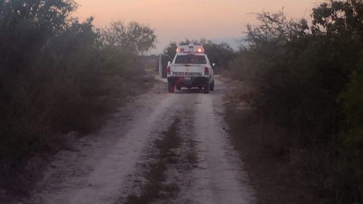 Código rojo en Nuevo León: Localizan el cuerpo putrefacto de una persona en predio baldío
