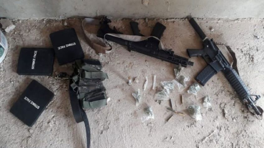 Golpe al crimen: Encuentran armas, balas y equipo táctico en casa abandonada de Ciudad Obregón