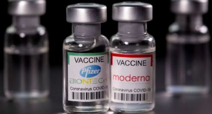 Pfizer y Moderna actualizarían sus vacunas para crear protección contra la variante Ómicron