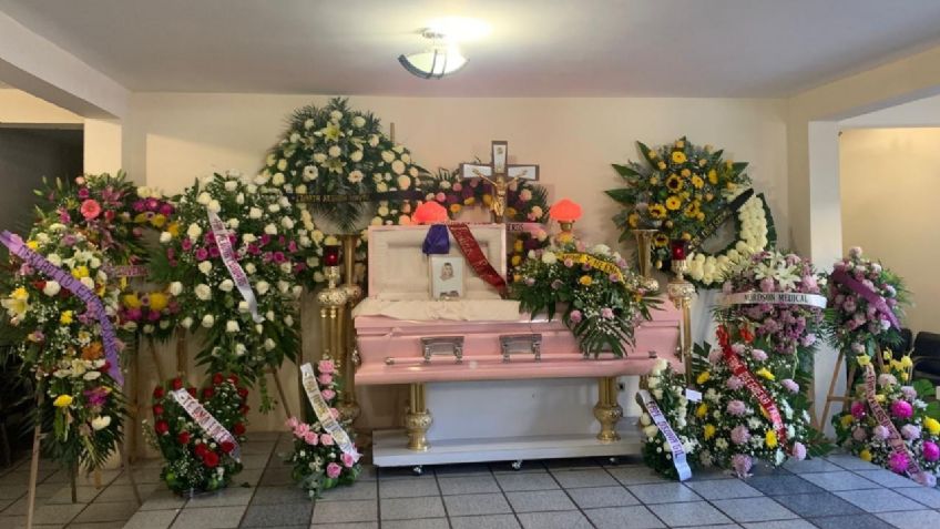 VIDEO: Con flores, despiden a Marisol Cuadras, joven feminista asesinada en Guaymas