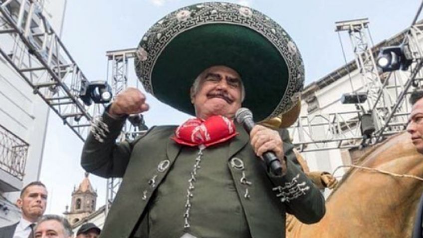 ¿Corre peligro? Vicente Fernández regresa a terapia intensiva por problemas de salud