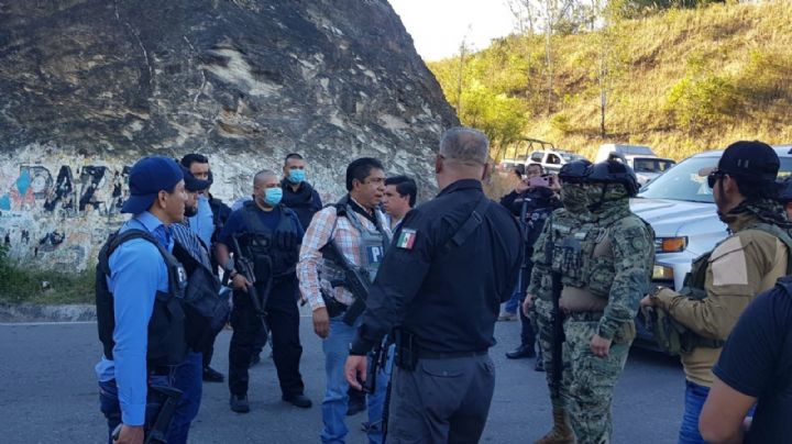 Emboscan a policías en carretera del Estado de México; habría dos muertos y seis heridos