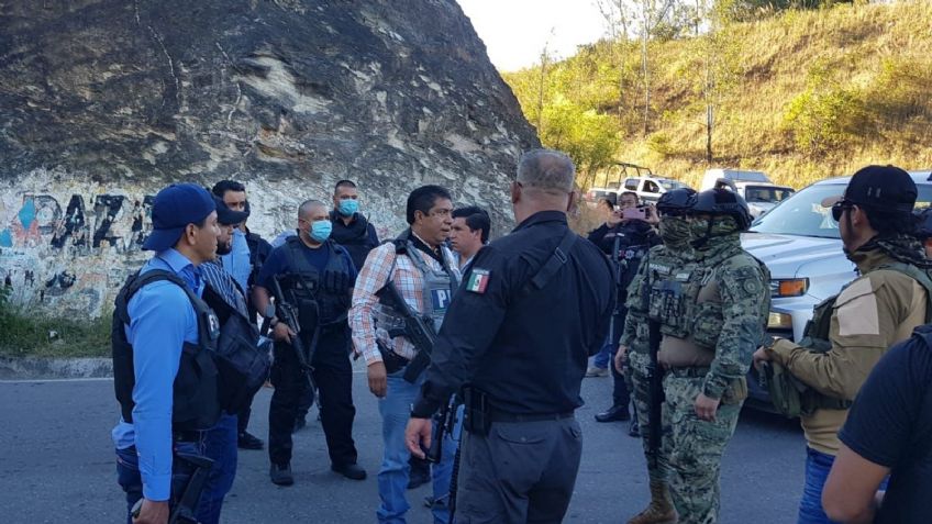 Emboscan a policías en carretera del Estado de México; habría dos muertos y seis heridos