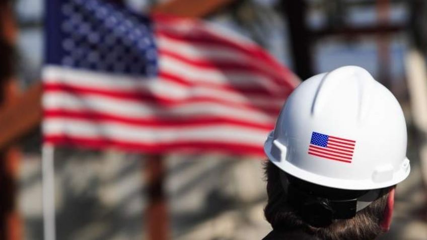 EU decreta vacunación anti Covid-19 obligatoria para empresas con más de 100 empleados