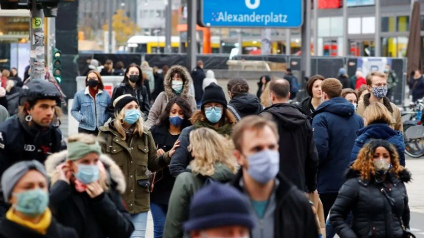 Alemania va por la tercera vacuna contra Covid-19; evitaría que la enfermedad resurgiera