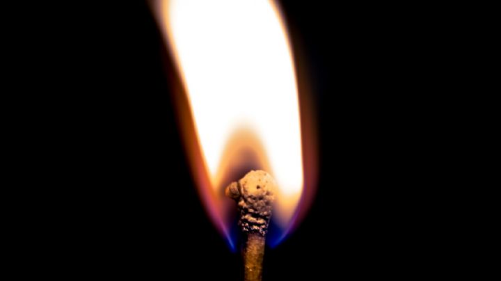 Tres niños pierden la vida tras incendio en un hospital pediátrico; habría más víctimas