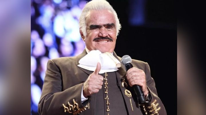 VIDEO: 'VLA' exhibe imágenes de la carroza que lleva a Vicente Fernández al Rancho los 3 Potrillos