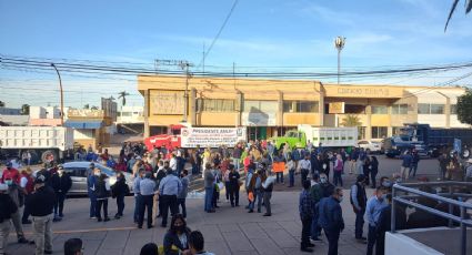 Ciudad Obregón: Se manifiestan ante el IMSS por falta de atención médica y medicamentos