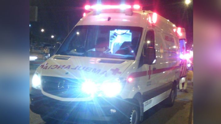 Hombres armados hieren de gravedad a un sujeto al transitar por calles de Colima