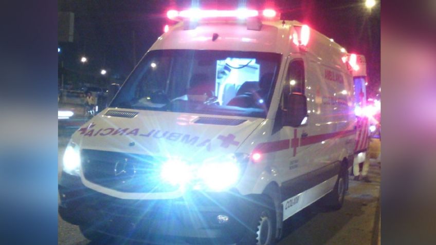 Hombres armados hieren de gravedad a un sujeto al transitar por calles de Colima