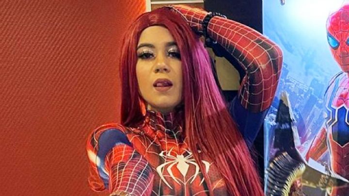 FOTOS: Giselle Montes se escapa al cine y se luce con tremendo disfraz de Spider-Man
