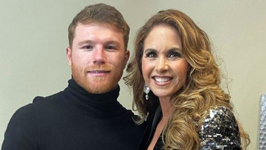 VIDEO: ¿Romance? 'Canelo' Álvarez sube a escenario para darle flor y cantarle a Lucero