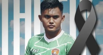 Luto en el futbol: Portero de 20 años muere tras chocar contra otro jugador en Indonesia