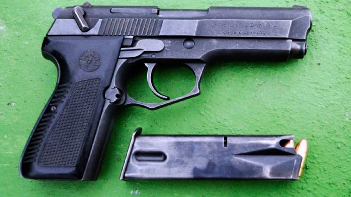 Sicario acribilla a funcionaria pública a plena luz del día; atentado queda en VIDEO