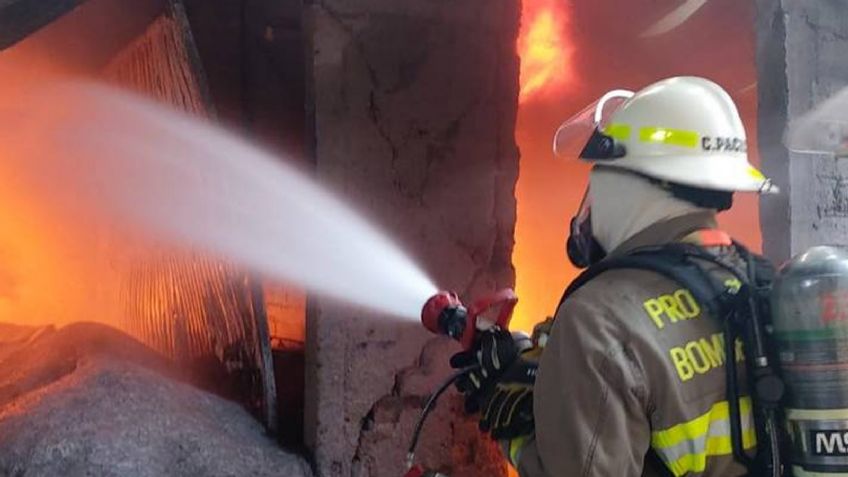 En distintos puntos de Jalisco, localizan dos cuerpo calcinados; uno quedó en un predio