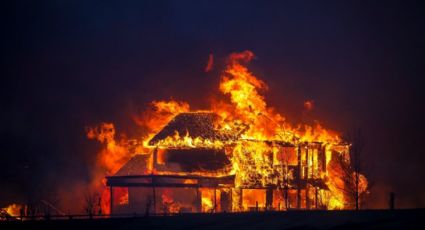 Estados Unidos: Fuertes incendios azotan a Colorado; al menos 500 casas fueron destruidas
