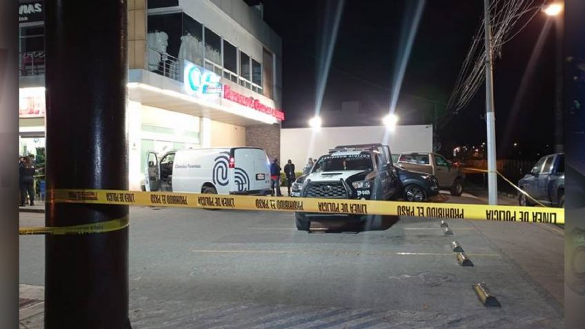 Joven de aspecto indigente es ultimado por el crimen organizado al exterior de una farmacia