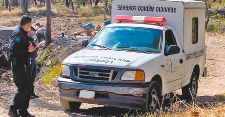 Hallan a mujer muerta