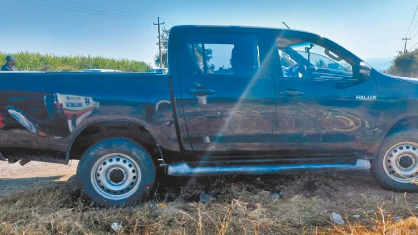 Director de primaria es asesinado a balazos al transitar en su camioneta