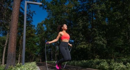 ¡Actívate! Saltar la cuerda le trae muchos beneficios a tu salud física y mental
