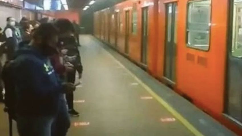 Difunden videos para adultos en pantallas publicitarias del Metro; autoridades investigan