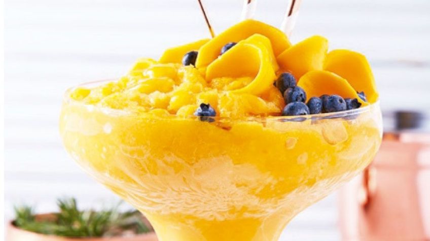 ¡Brinda por la soltería! Esta margarita de mango será la mejor pareja este 14 de febrero