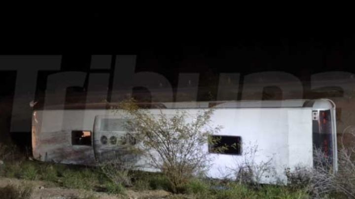Vuelca autobús en la carretera Navojoa-Mochis; hay 34 personas lesionadas